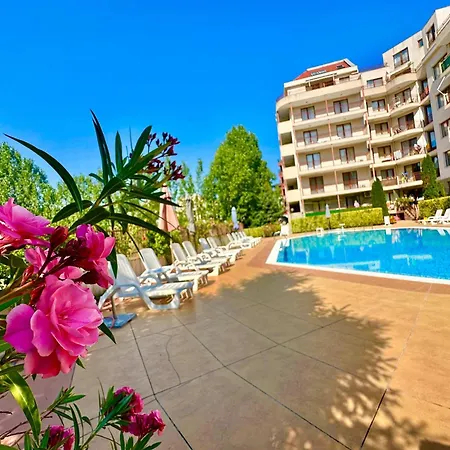 Comfortable In Summer Breeze Apartment Slantschew brjag
